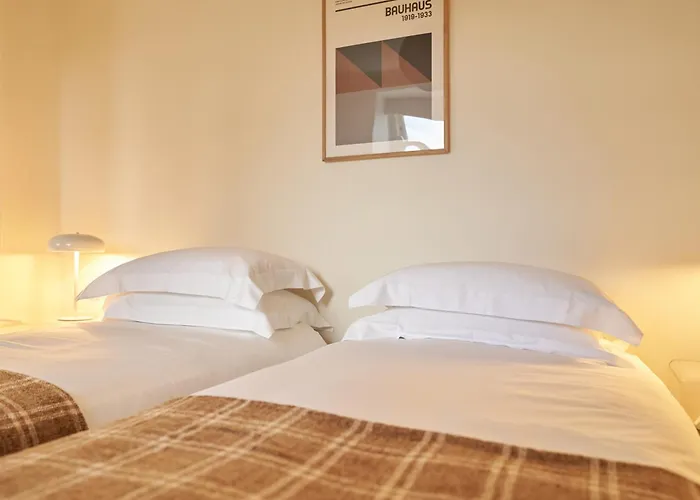 Europa House Apartments